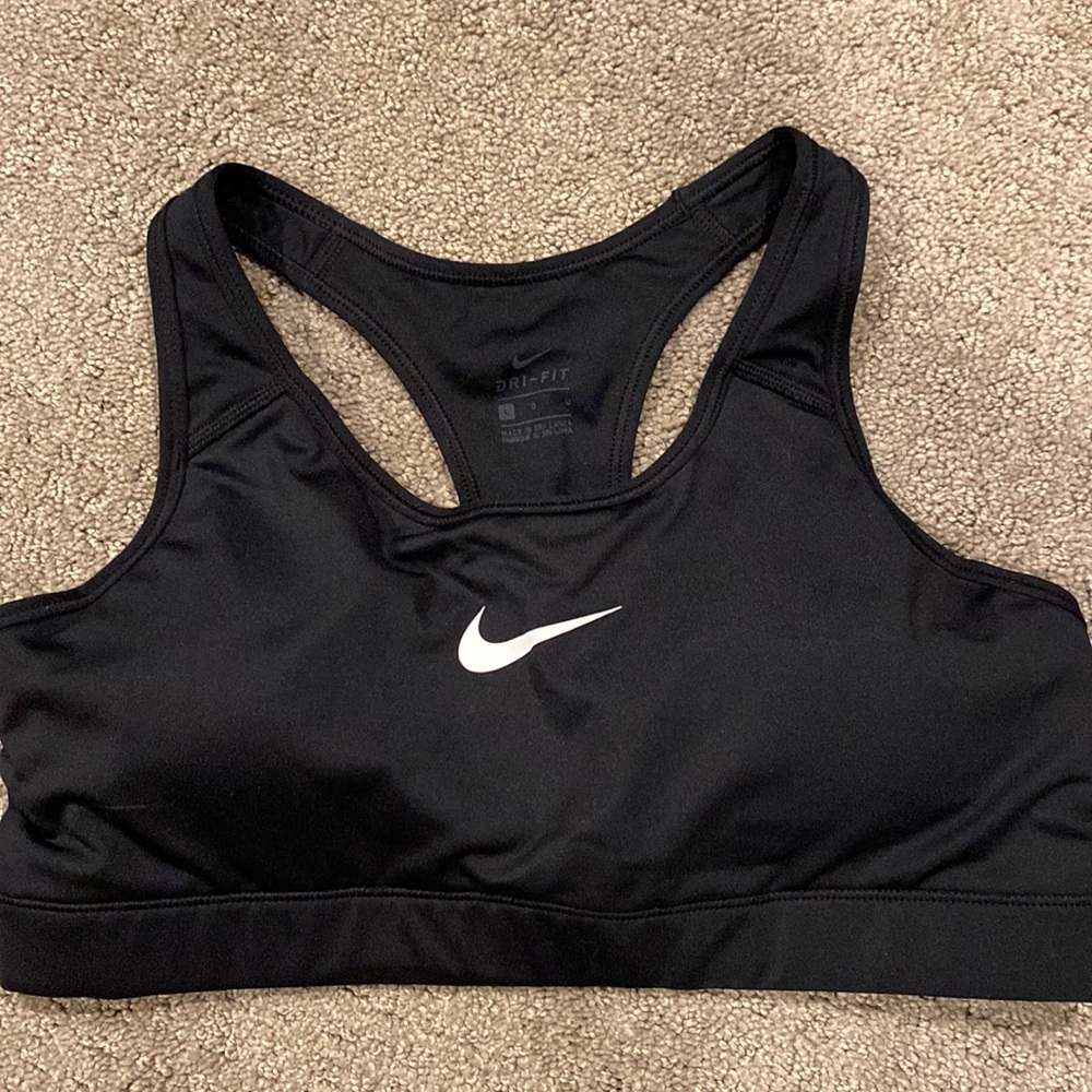 Nike sports bra